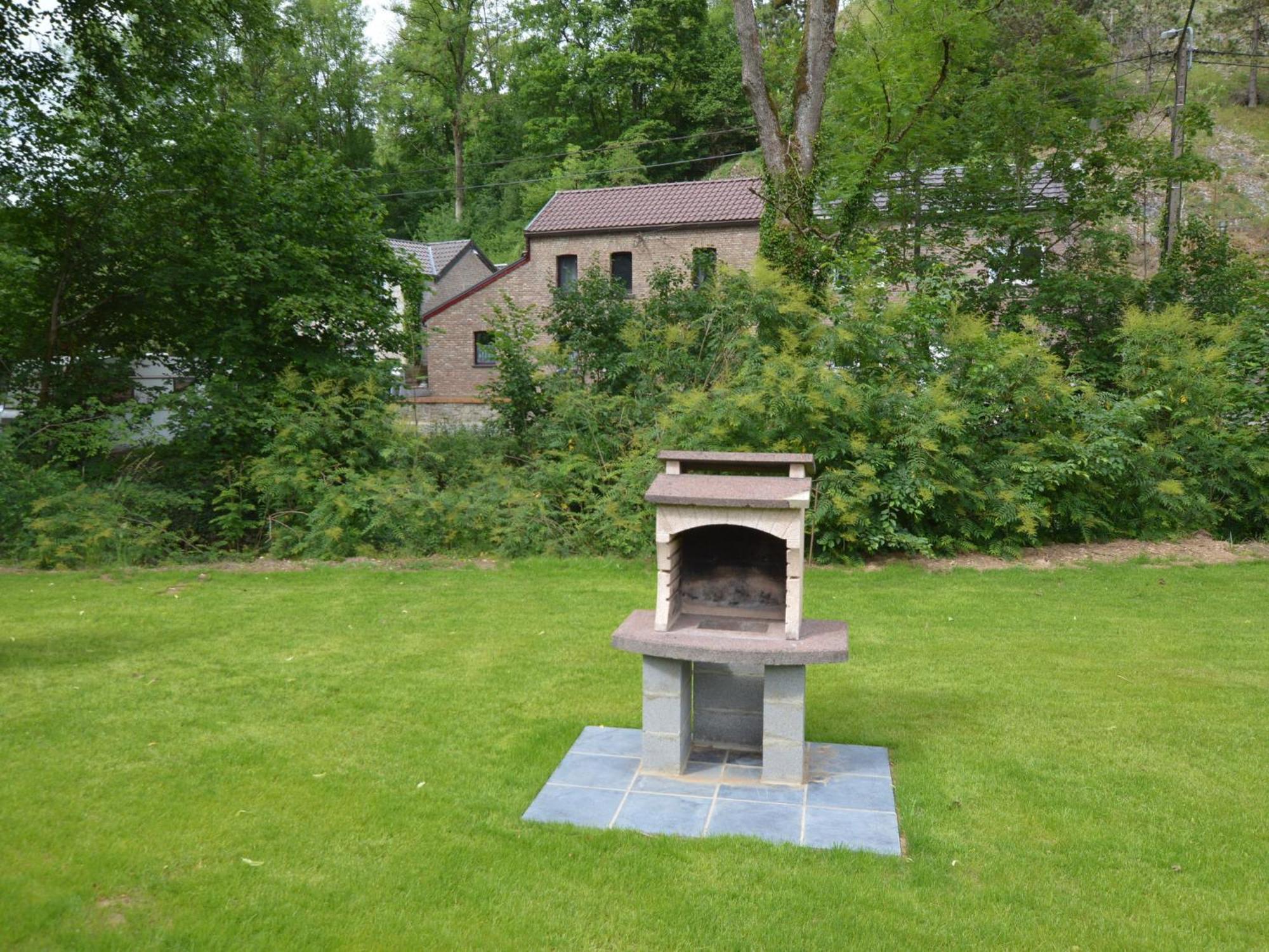 Chalet Near Ourthe River And The City Of Durbuy Vieuxville Eksteriør billede